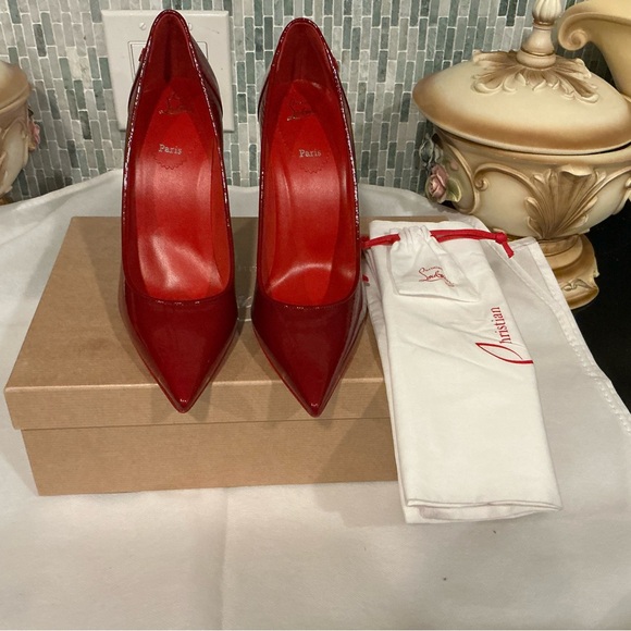 Christian Louboutin Glossy Red Heels - Picture 4 of 7
